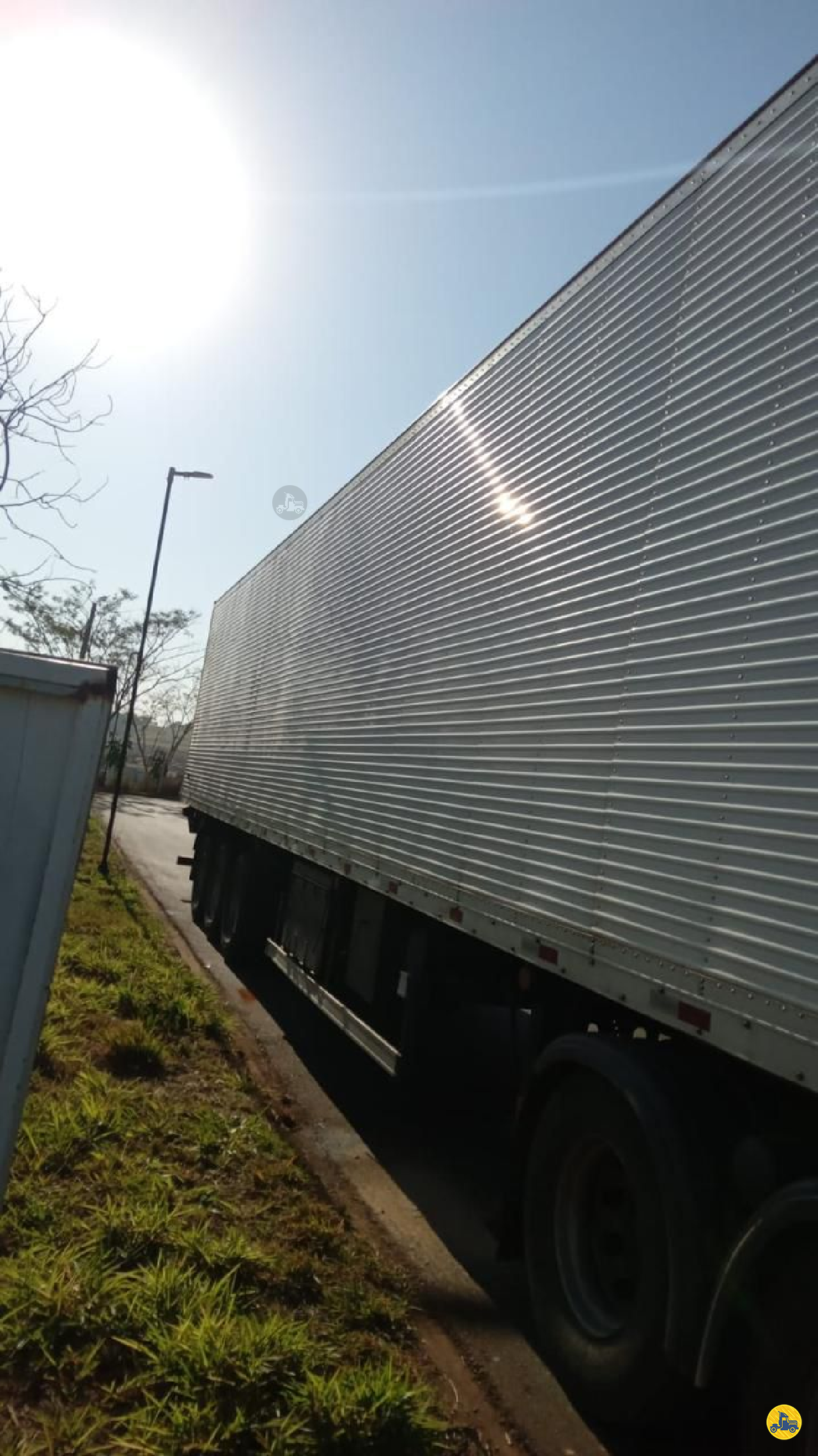CARRETA SEMI-REBOQUE FRIGORIFICO Mugen Caminhões GUARULHOS SÃO PAULO SP